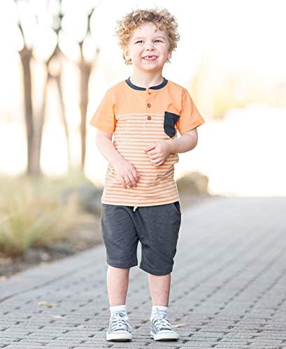 RuggedButts® תינוקות/פעוט בנים סרוגים מכנסיים קצרים של רץ עם רצועת המותניים המותקנת